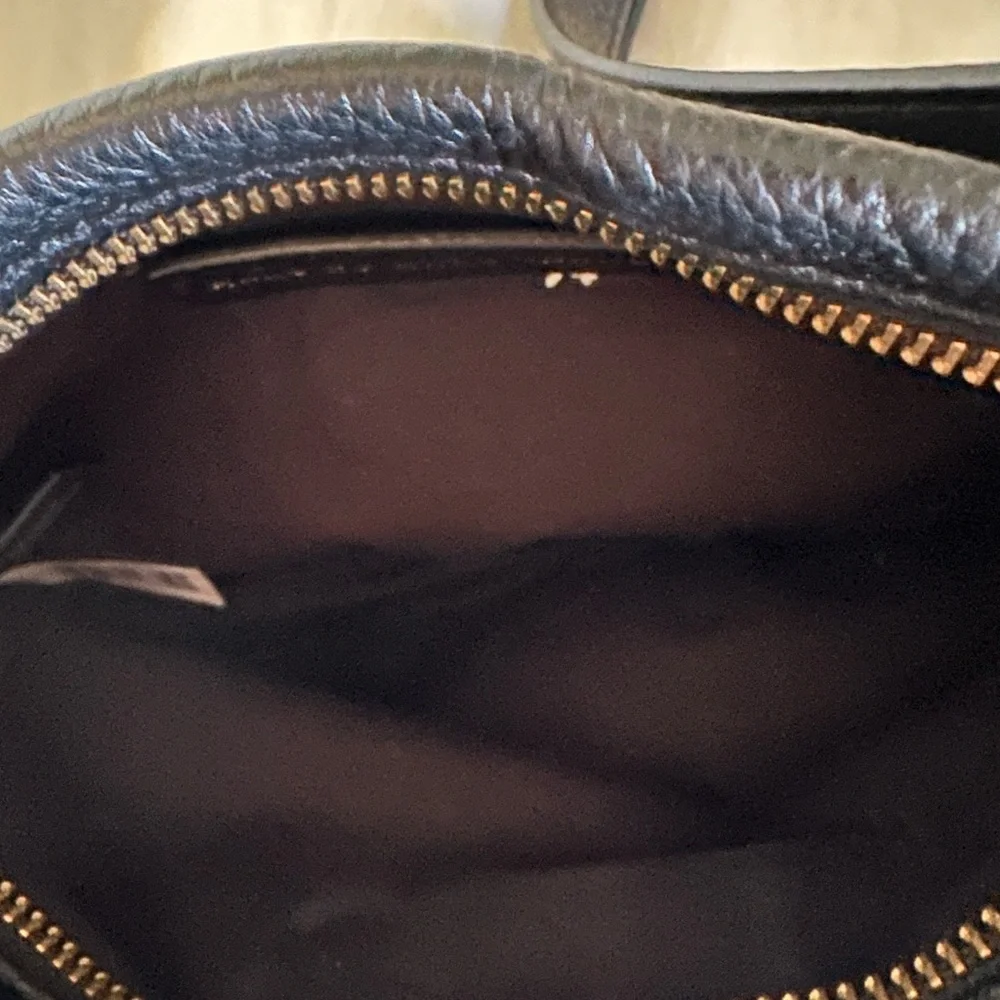 Marc By Marc Jacobs Black and Gold Crossbody Bag - Picture 4 of 4